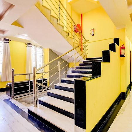 Capital O Good Luck Residency Hotel Dispur Exterior photo