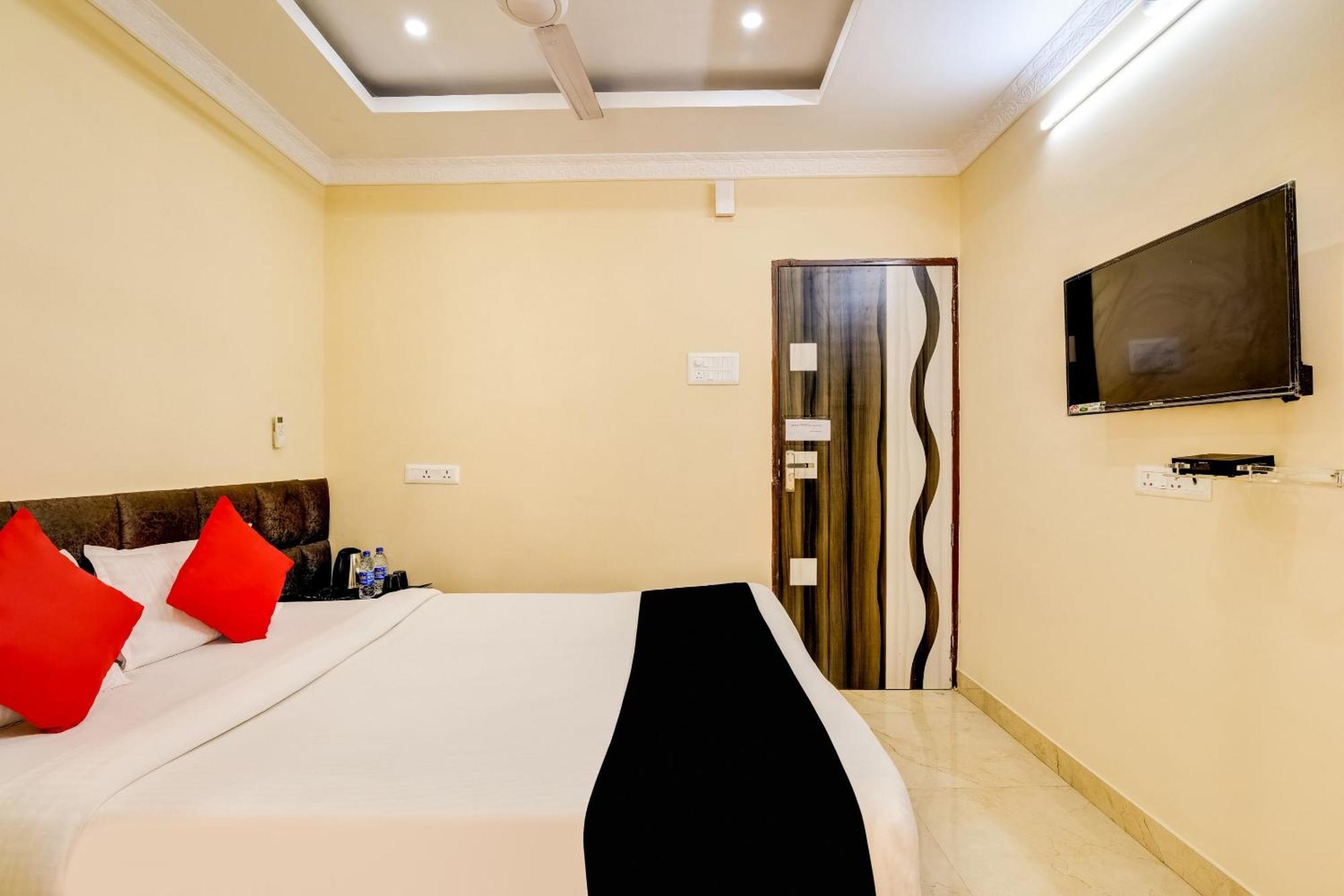 Capital O Good Luck Residency Hotel Dispur Exterior photo